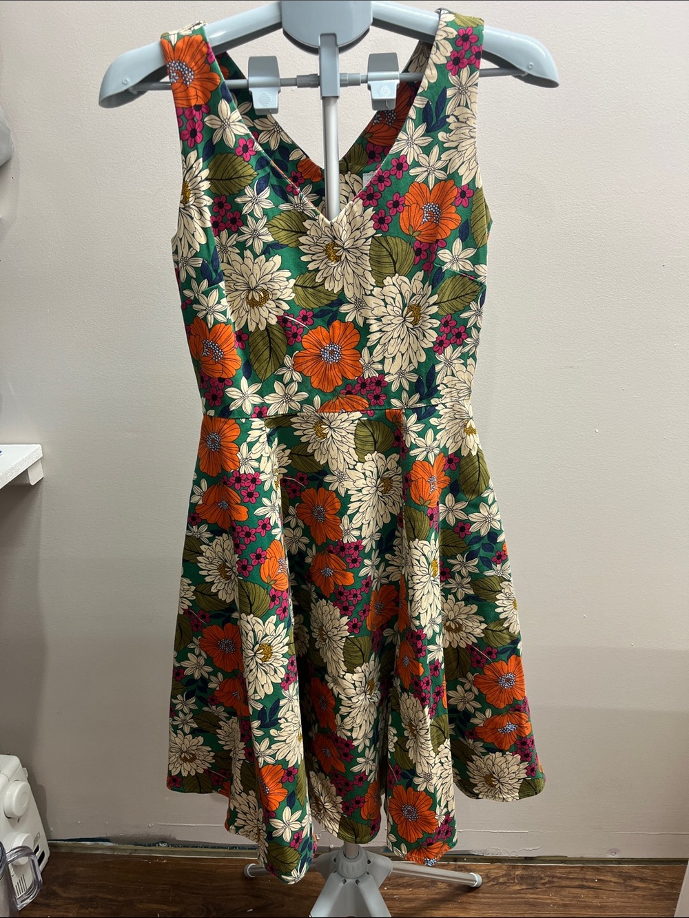 Sleeveless Floral Fit-and-Flare Dress in Green and Orange